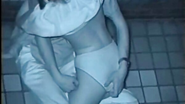 Kinky chick Lorna រីករាយនឹងការថតនៅក្នុងឈុត BDSM ដ៏ពិបាក